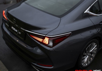 Подержанный автомобиль Lexus ES 2021 года (29 фото)