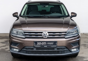 Подержанный автомобиль Volkswagen Tiguan 2018 года (2 фото)