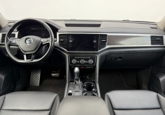 Подержанный автомобиль Volkswagen Teramont 2018 года (13 фото)