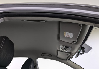 Подержанный автомобиль Geely Coolray 2022 года (22 фото)