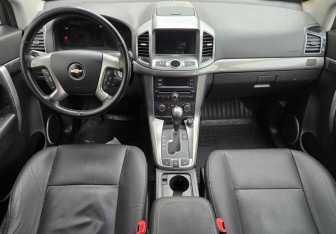 Подержанный автомобиль Chevrolet Captiva 2013 года (9 фото)