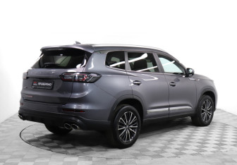 Подержанный автомобиль Chery Tiggo 8 Pro Max 2022 года (5 фото)