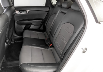 Подержанный автомобиль Kia Cerato Sedan 2020 года (12 фото)