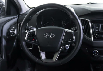 Подержанный автомобиль Hyundai Creta 2020 года (10 фото)