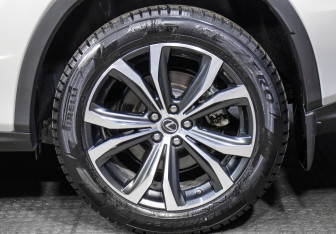 Подержанный автомобиль Lexus RX 2022 года (26 фото)