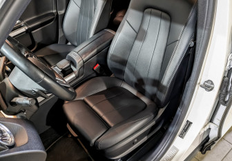 Подержанный автомобиль Mercedes-Benz GLB 2021 года (20 фото)