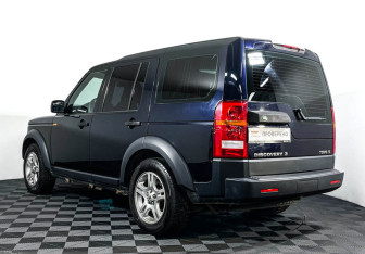 Подержанный автомобиль Land Rover Discovery 2007 года (7 фото)