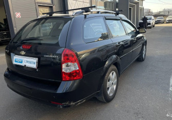 Подержанный автомобиль Chevrolet Lacetti Wagon 2009 года (4 фото)