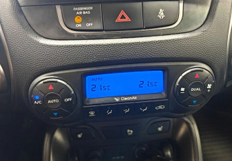 Подержанный автомобиль Hyundai ix35 2014 года (14 фото)