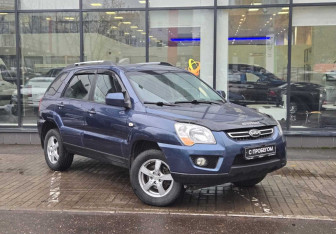 Подержанный автомобиль Kia Sportage 2010 года (3 фото)