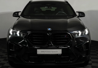 Подержанный автомобиль BMW X6 M 2024 года (25 фото)