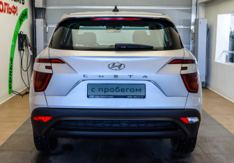 Подержанный автомобиль Hyundai Creta 2021 года (5 фото)