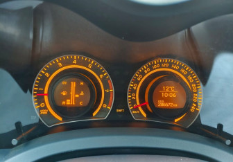 Подержанный автомобиль Toyota Auris Hatchback 2007 года (12 фото)