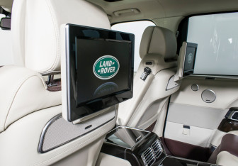 Подержанный автомобиль Land Rover Range Rover 2016 года (32 фото)