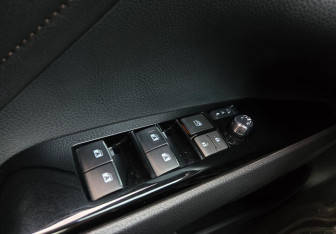 Подержанный автомобиль Toyota Camry Sedan 2020 года (14 фото)