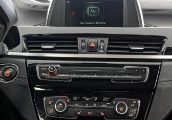Подержанный автомобиль BMW X2 2019 года (17 фото)