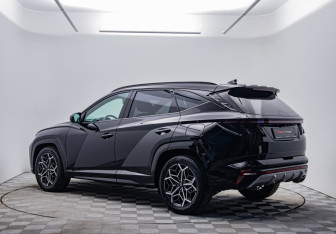 Подержанный автомобиль Hyundai Tucson 2021 года (7 фото)