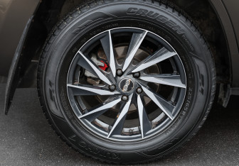 Подержанный автомобиль Toyota RAV4 2012 года (22 фото)
