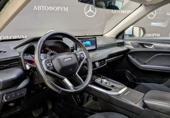 Подержанный автомобиль Haval Jolion 2022 года (14 фото)