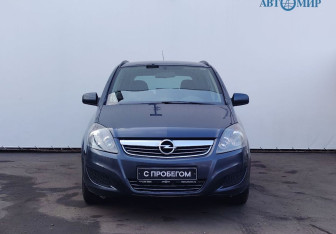 Подержанный автомобиль Opel Zafira Compactvan 2011 года (2 фото)