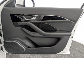 Подержанный автомобиль FAW Bestune B70 2023 года (25 фото)