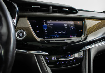 Подержанный автомобиль Cadillac XT6 2020 года (17 фото)