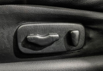 Подержанный автомобиль Nissan Teana 2007 года (14 фото)