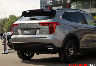 Подержанный автомобиль Haval Jolion 2024 года (18 фото)