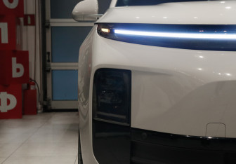 Подержанный автомобиль LiXiang L6 2024 года (28 фото)