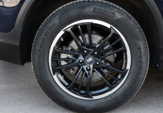 Подержанный автомобиль Mercedes-Benz GLC Coupe 2015 года (23 фото)