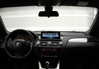 Подержанный автомобиль BMW X3 2012 года (8 фото)