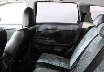 Подержанный автомобиль Mitsubishi Outlander 2021 года (12 фото)