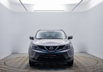 Подержанный автомобиль Nissan Qashqai 2017 года (2 фото)