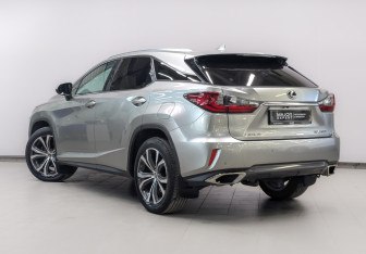 Подержанный автомобиль Lexus RX 2016 года (7 фото)