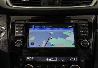 Подержанный автомобиль Nissan Qashqai 2017 года (10 фото)