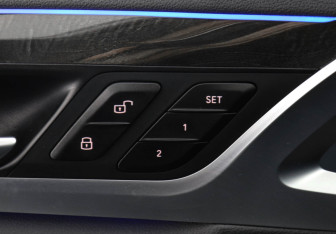 Подержанный автомобиль BMW X3 2021 года (17 фото)