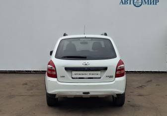 Подержанный автомобиль LADA (ВАЗ) Kalina Wagon 2015 года (6 фото)