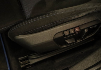 Подержанный автомобиль BMW X2 2019 года (21 фото)