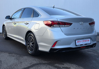 Подержанный автомобиль Hyundai Sonata 2019 года (7 фото)