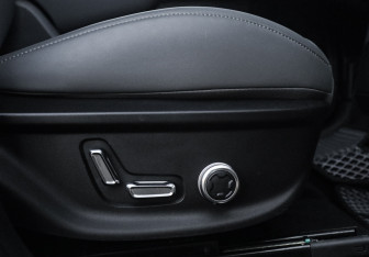 Подержанный автомобиль Zeekr X 2023 года (10 фото)