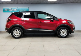 Подержанный автомобиль Renault Kaptur 2019 года (4 фото)