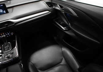 Подержанный автомобиль Mazda CX-9 2019 года (27 фото)