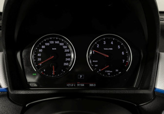 Подержанный автомобиль BMW X1 2018 года (13 фото)