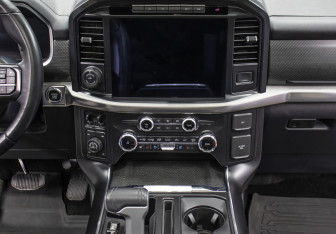 Подержанный автомобиль Ford F-150 2022 года (17 фото)