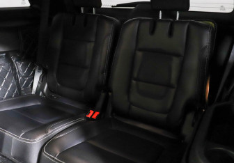 Подержанный автомобиль Ford Explorer 2019 года (13 фото)