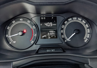 Подержанный автомобиль Skoda Rapid Liftback 2021 года (16 фото)