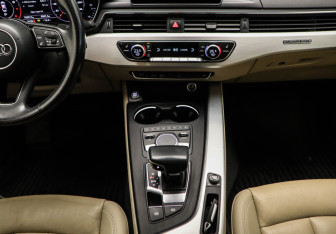 Подержанный автомобиль Audi A5 Liftback 2016 года (14 фото)