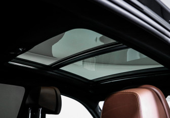 Подержанный автомобиль BMW X6 2020 года (16 фото)