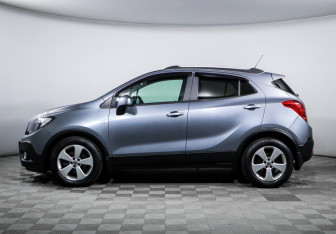 Подержанный автомобиль Opel Mokka 2015 года (8 фото)