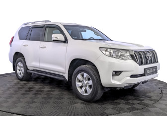 Подержанный автомобиль Toyota Land Cruiser Prado 2021 года (3 фото)
